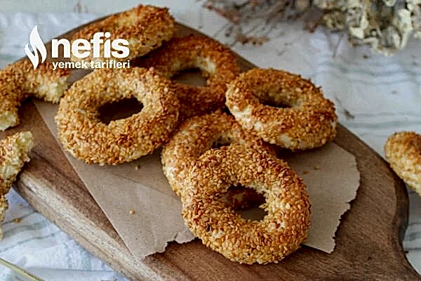 Kıvamı Tam Tutan Kandil Simidi Tarifi